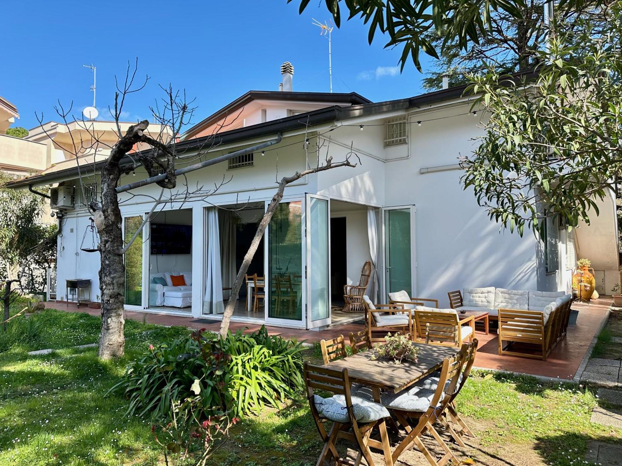 Appartamenti Villa Renata Riccione Bagian luar foto